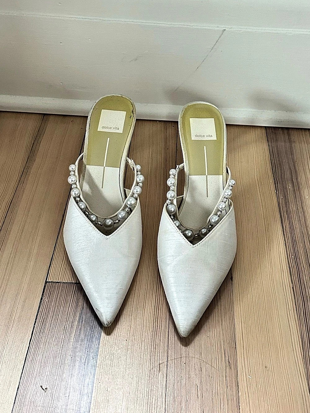 Dolce Vita Kanika Pearl Heels White